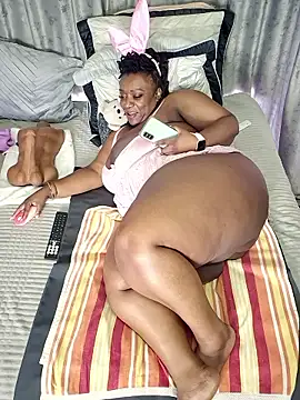 thickianarider - ThickianaRider's free webcam