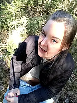 SwedishJennifer - Live Cam