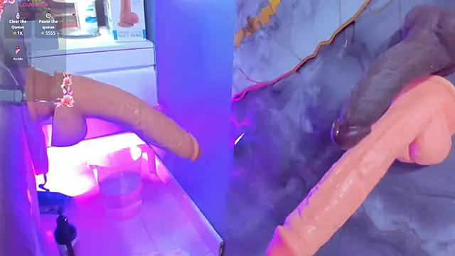 little_valentinaa webcam