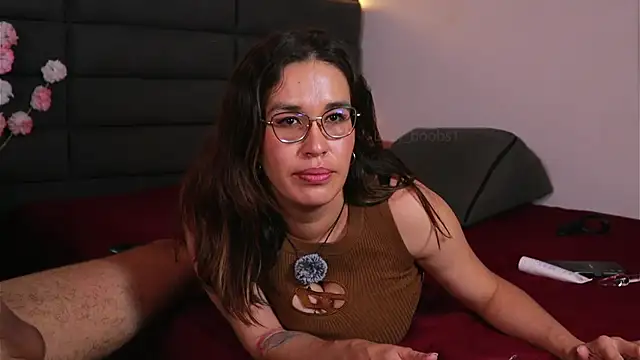 kathieandpovcock1 webcam