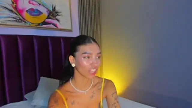 LauraAristizabal webcam