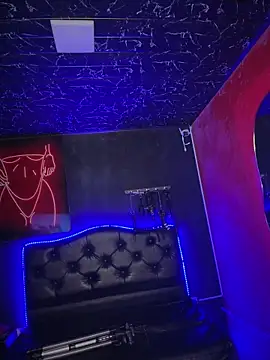 sophie_ls (F young) - Flash Pussy