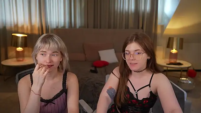 Runa_054 live sex cam