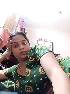 Trisha_71 webcam