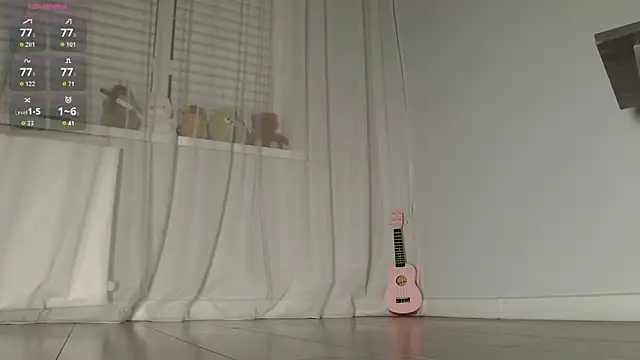 aiyumiprivate webcam