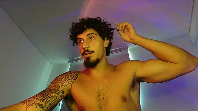 milkoffe live sex cam