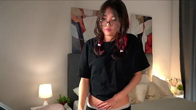 nellemihalko - NelleMihalko's free webcam - UK Sex Cams