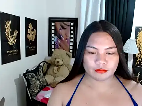 TSbrianaHugeCock webcam