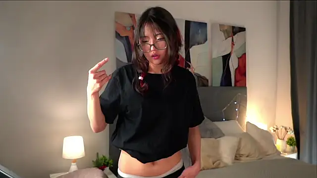 nellemihalko - NelleMihalko's free webcam - UK Sex Cams