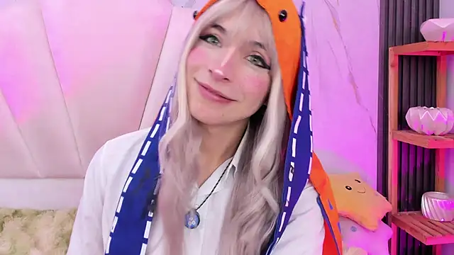 AliiceWonderland_ webcam