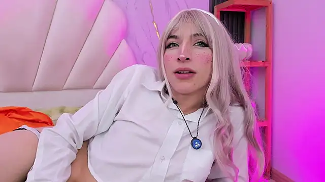 AliiceWonderland_ webcam