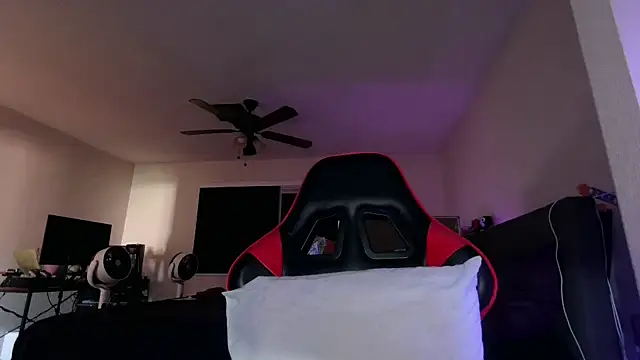 Dick_and_muscles webcam