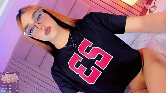 Camille_deluxe webcam