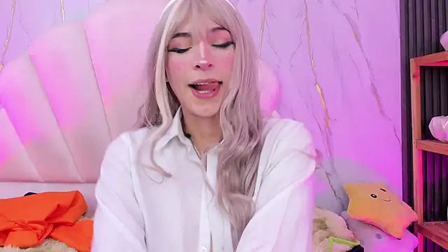 AliiceWonderland_ webcam