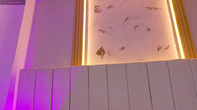 Megan_browns1 webcam