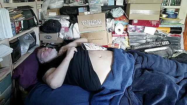 hadeszeuss2 - Hadeszeuss2's free webcam - UK Sex Cams