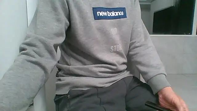 nole_china7 (Ask my age) - talk / fun / cum