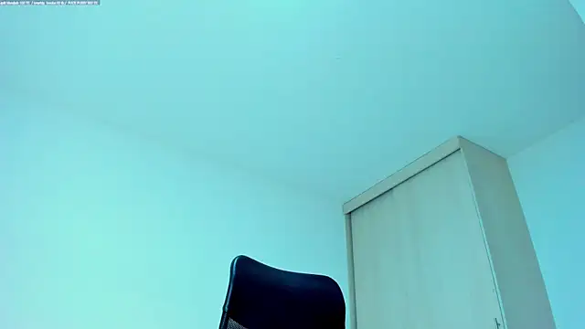 monica_little23 webcam