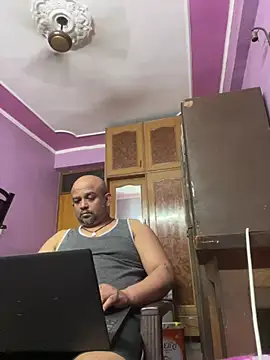 Dick_6inches_Delhi webcam