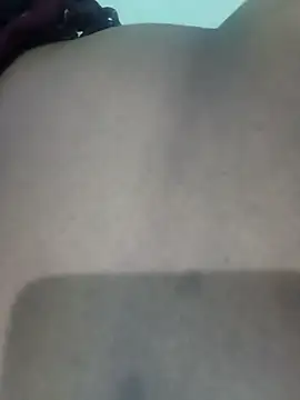 Webcam Model (tamilkaviya431)  is live.Free join now!