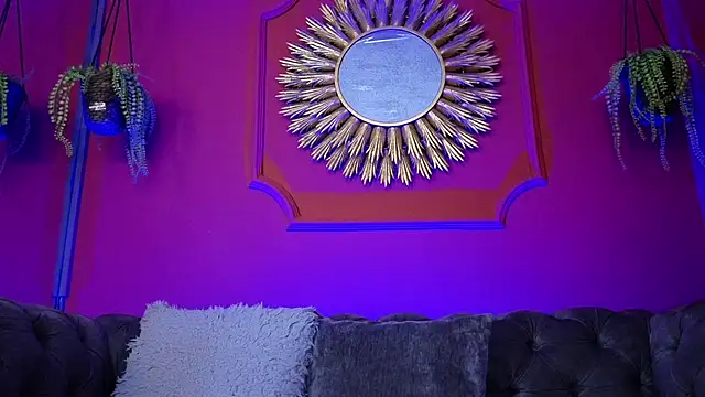 Julieta_Russell webcam