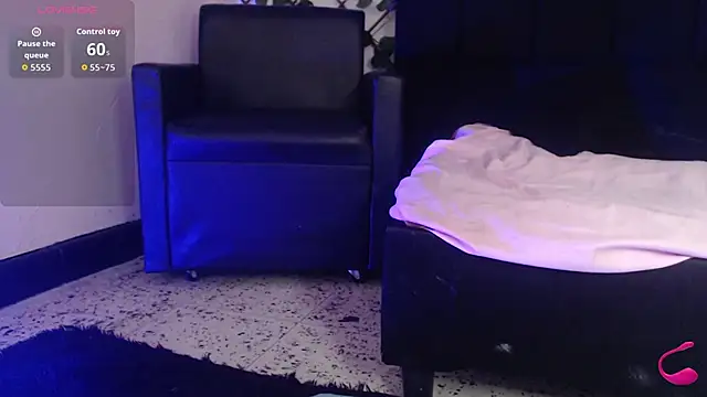 charlotte_brawn webcam