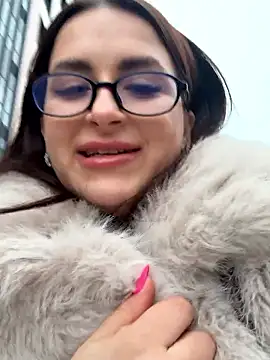 alana_loveee - Alana_Loveee's free webcam - UK Sex Cams