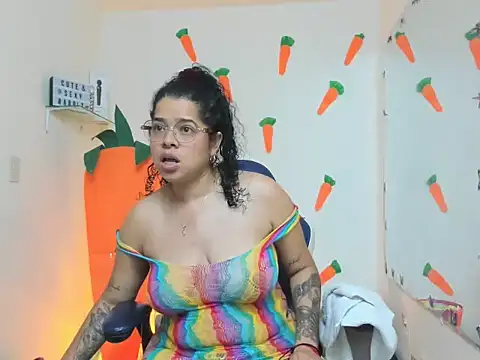 alexa-cooper- webcam