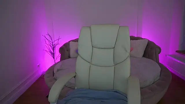 gentleadellee - GentleAdellee's free webcam