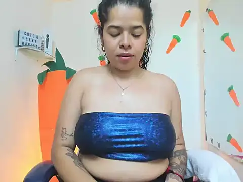 alexa-cooper- webcam