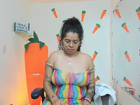 alexa-cooper- webcam