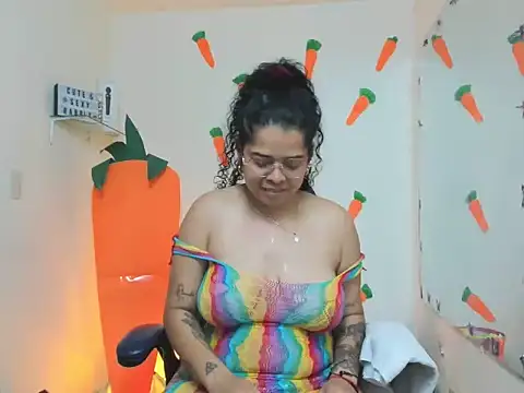 alexa-cooper- webcam