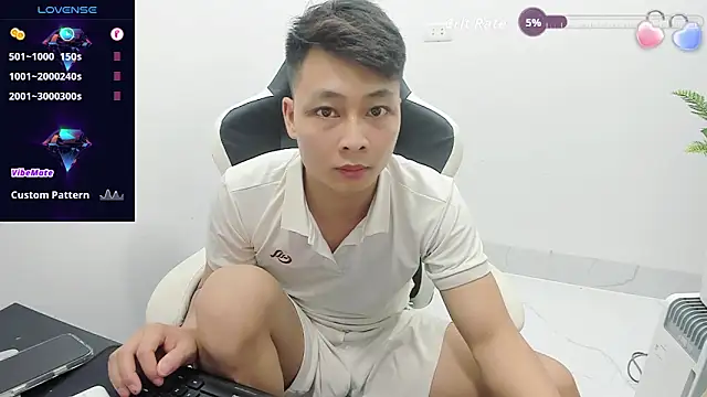 Naughty___asian webcam