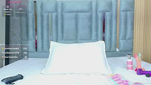 veronicaroose_ webcam