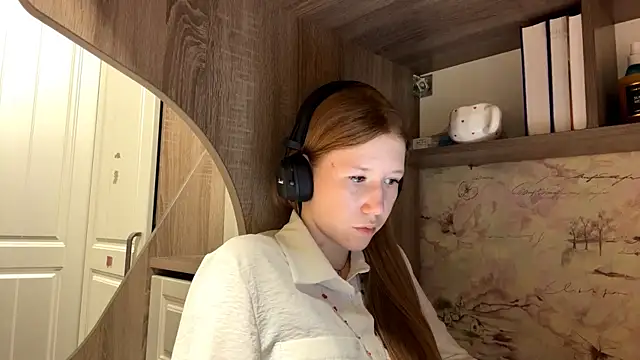 KiraNice1 webcam