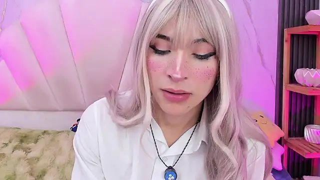 AliiceWonderland_ webcam