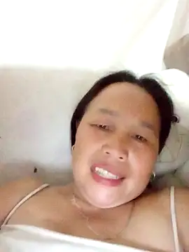 heesuu11 - Heesuu11's free webcam - UK Sex Cams