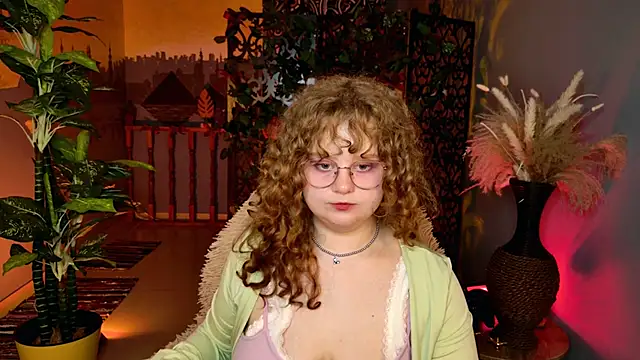 SaraSweetness webcam