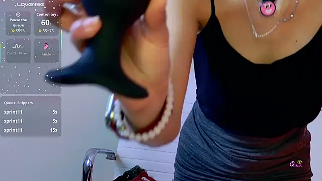 luna_willians - Luna_willians's free webcam - UK Sex Cams