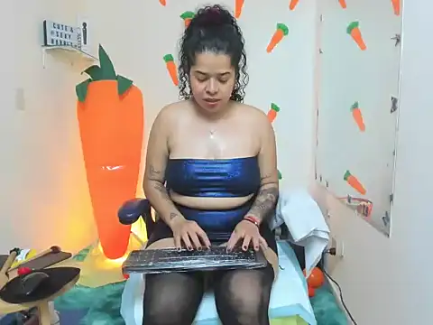 alexa-cooper- webcam