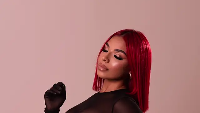 emmily_savage - Emmily_Savage's free webcam - UK Sex Cams