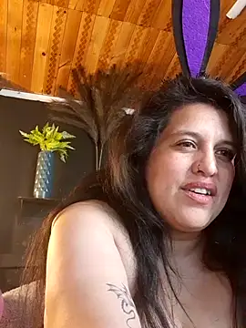 Webcam Model (Andrea_secret_)  is live.Free join now!