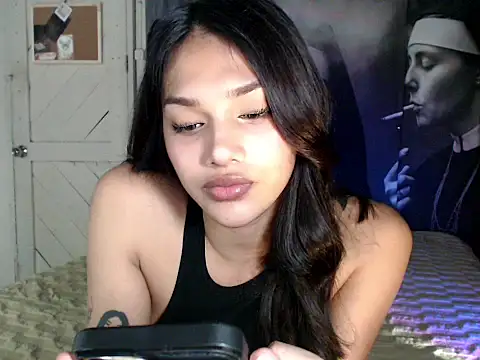 itsmekarinaaa webcam