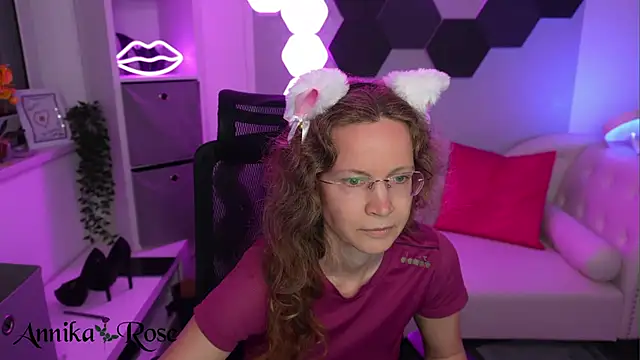 AnnikaRose webcam