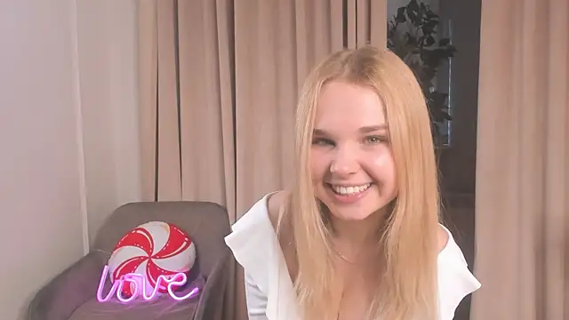 OdetteHarwick - Live Cam