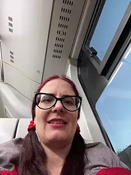 natakitten (F milf) - Tits out+drool on them, Lt🎥