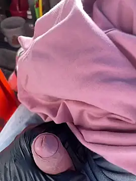 diegoand0911 (M twink) - Cum at work