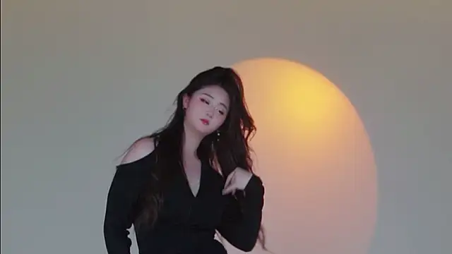 xingkong-girl - Xingkong-Girl's free webcam - UK Sex Cams