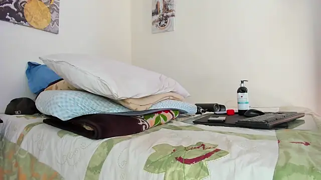 jeyco_santino webcam