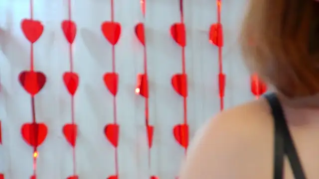 ElisabethDavis webcam